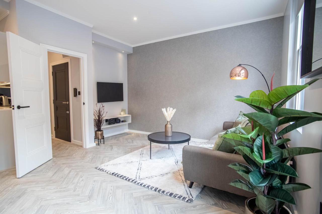 Modern & Chic One Bedroom Apartments In Fitzrovia By Sojo Stay London Exterior photo