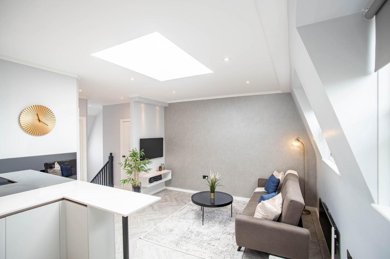 Modern & Chic One Bedroom Apartments In Fitzrovia By Sojo Stay London Exterior photo