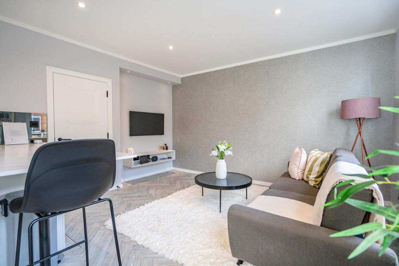 Modern & Chic One Bedroom Apartments In Fitzrovia By Sojo Stay London Exterior photo